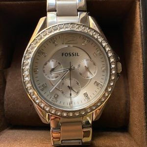 Fossil Watch. Silver.